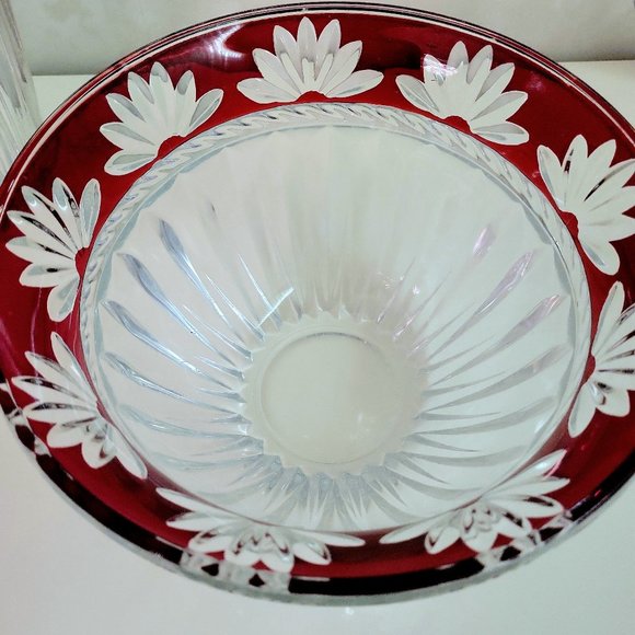 Vintage Large Mikasa Celebration Ruby Red Cut to Clear Crystal Corinth Fan Bowl - Picture 3 of 6